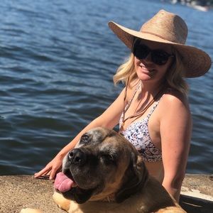 Meet your Posher, Liz